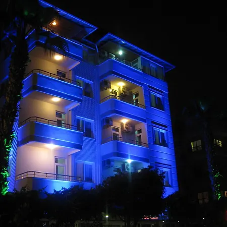 Apartmanhotel Sempati 4*